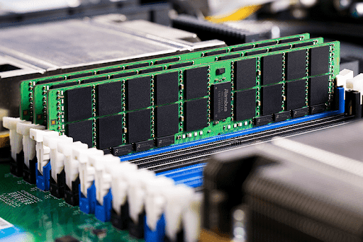 Geheugen modules in een server